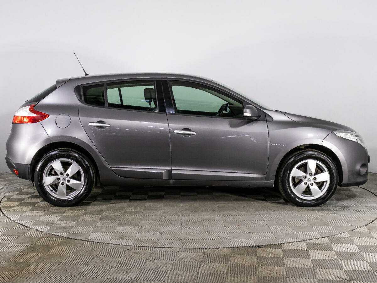 Купить Renault Megane с пробегом. Фото: #3