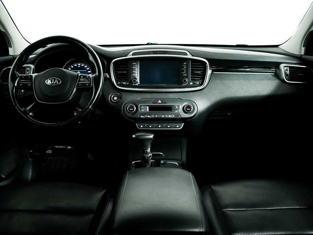Купить Kia Sorento с пробегом. Фото: #8
