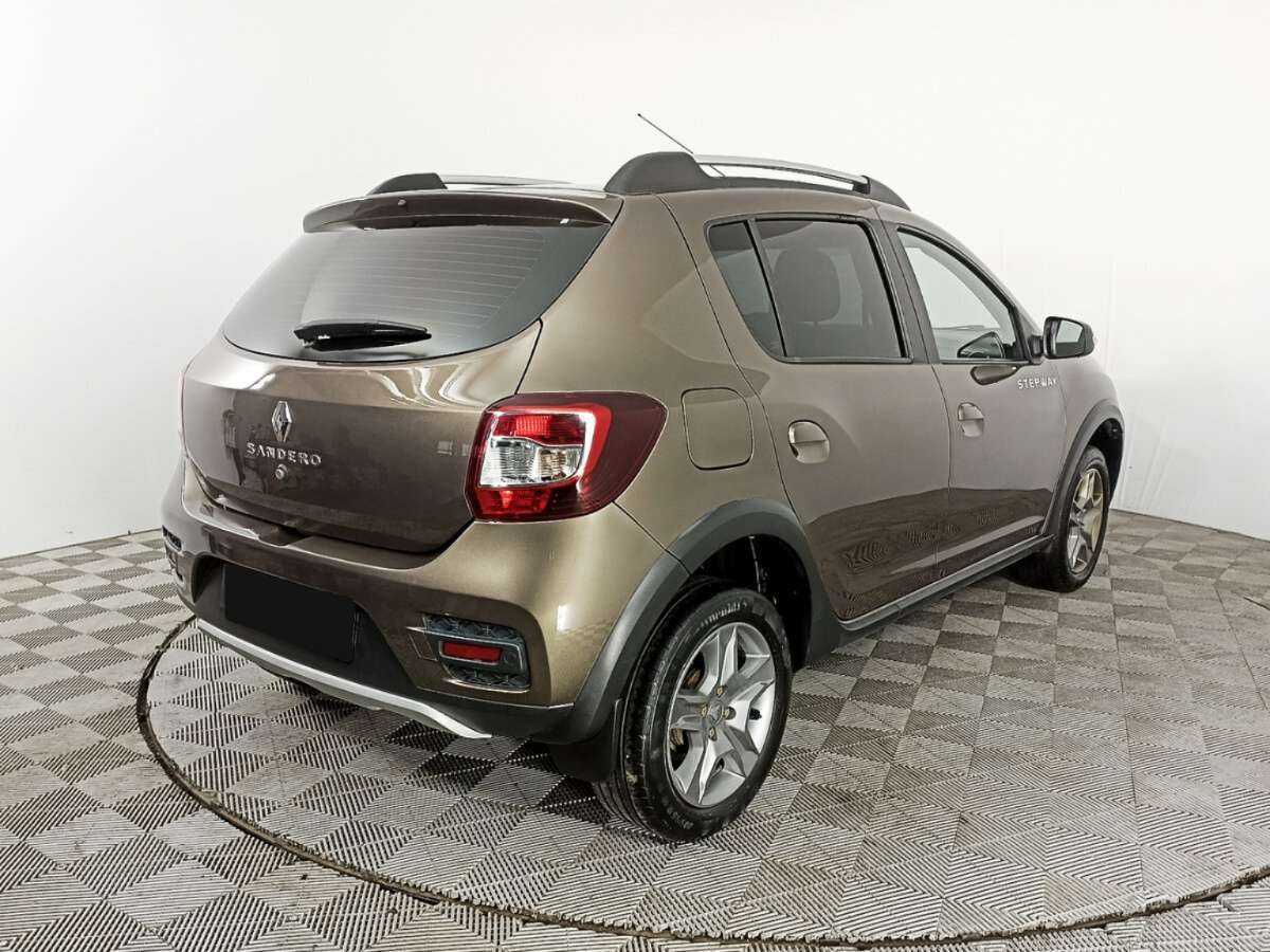 Купить Renault Sandero с пробегом. Фото: #4