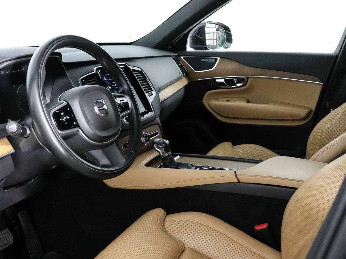 Купить Volvo XC90 с пробегом. Фото: #10