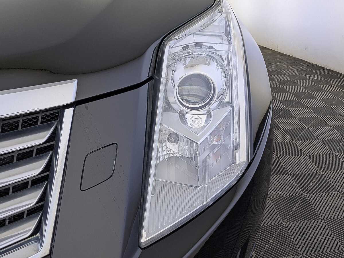 Купить Cadillac SRX с пробегом. Фото: #10