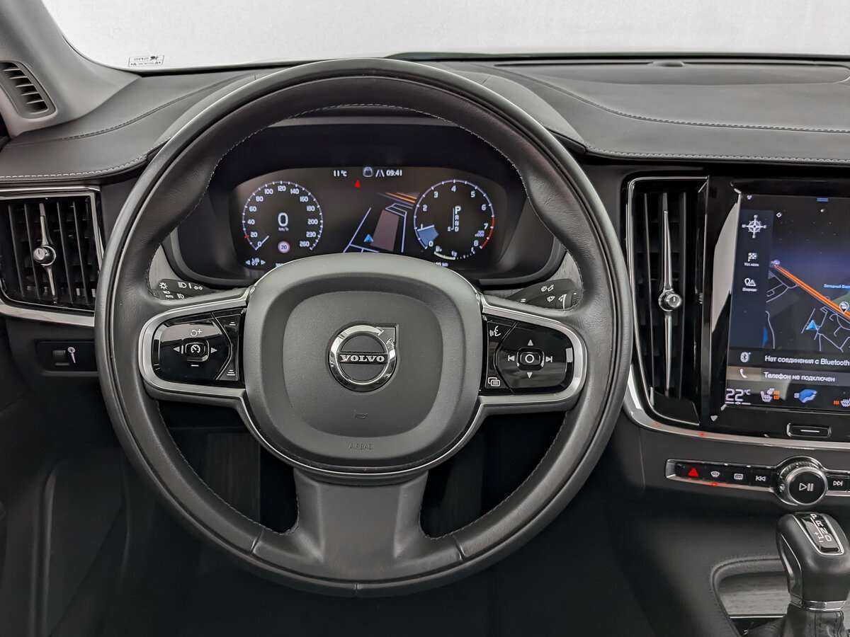 Купить Volvo S90 с пробегом. Фото: #18