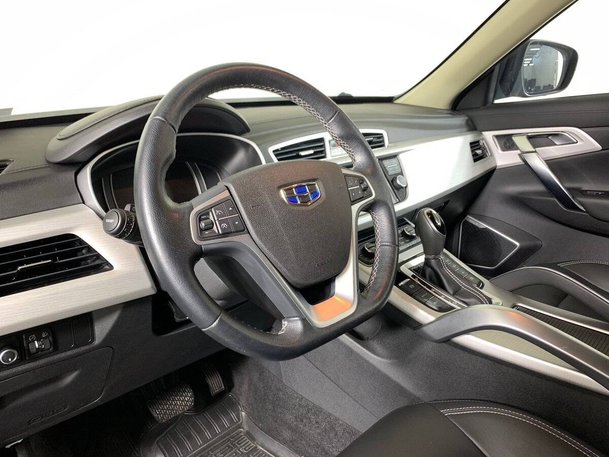 Купить Geely Atlas с пробегом. Фото: #10
