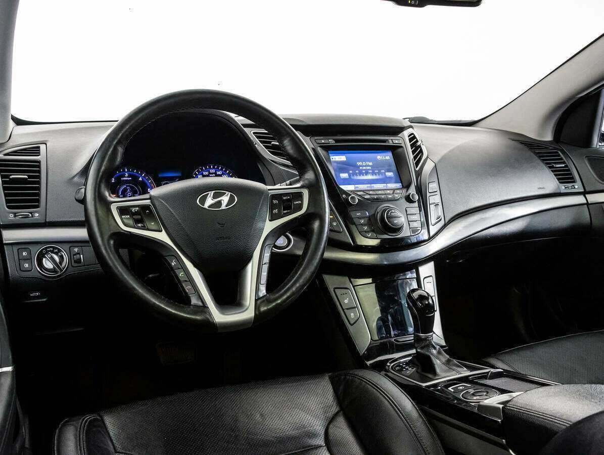 Купить Hyundai i40 с пробегом. Фото: #6