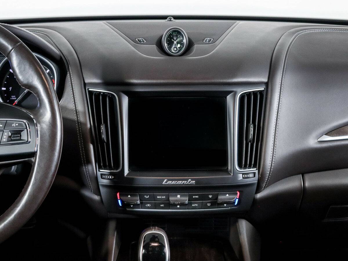 Купить Maserati Levante с пробегом. Фото: #8