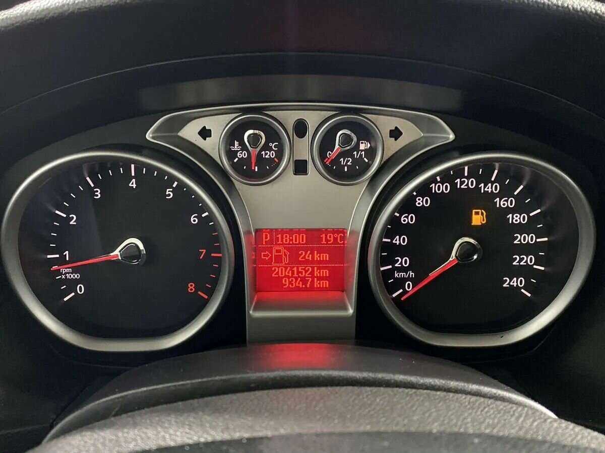 Купить Ford Focus с пробегом. Фото: #12