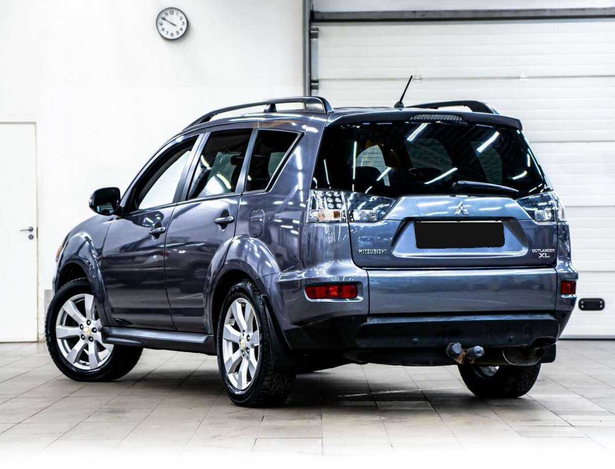 Купить Mitsubishi Outlander с пробегом. Фото: #3