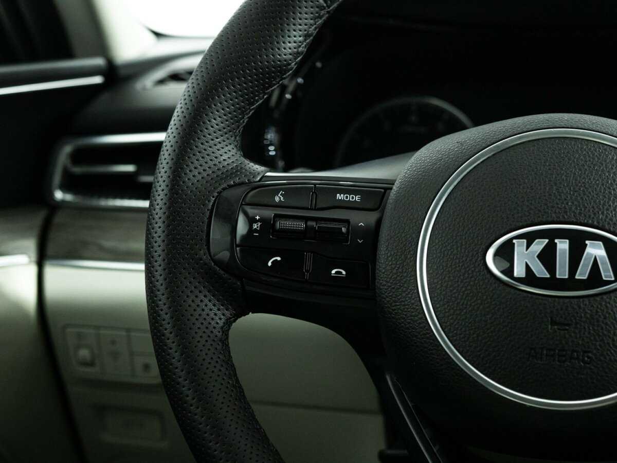 Купить Kia K5 с пробегом. Фото: #25