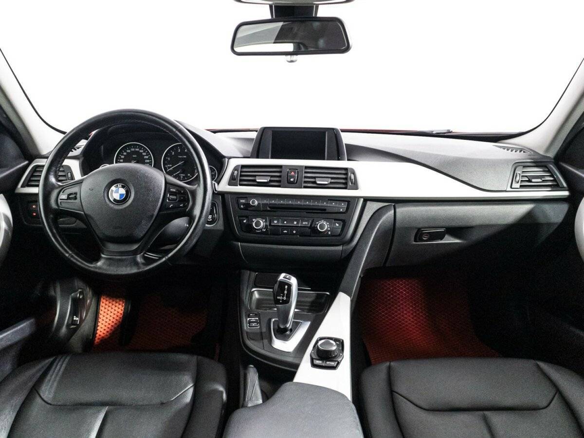 Купить BMW 3 серии с пробегом. Фото: #12