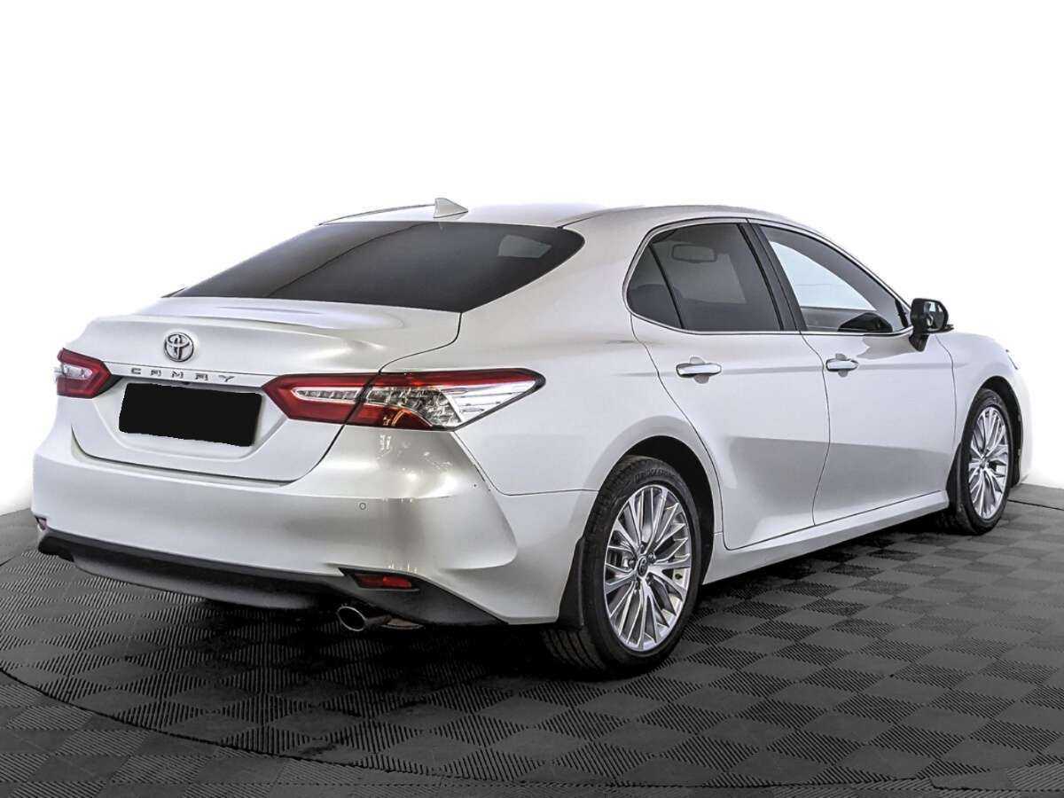 Купить Toyota Camry с пробегом. Фото: #4
