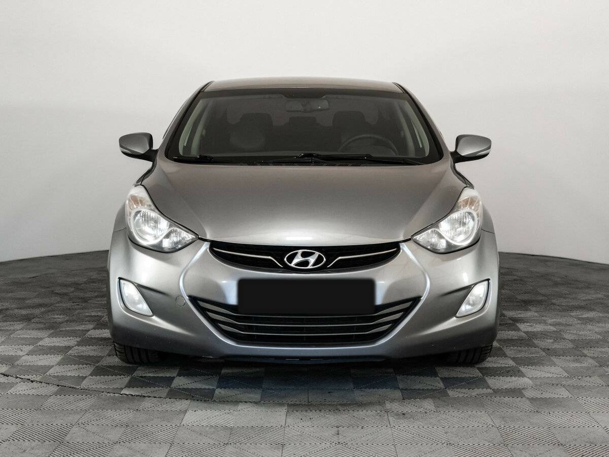 Купить Hyundai Elantra с пробегом. Фото: #1