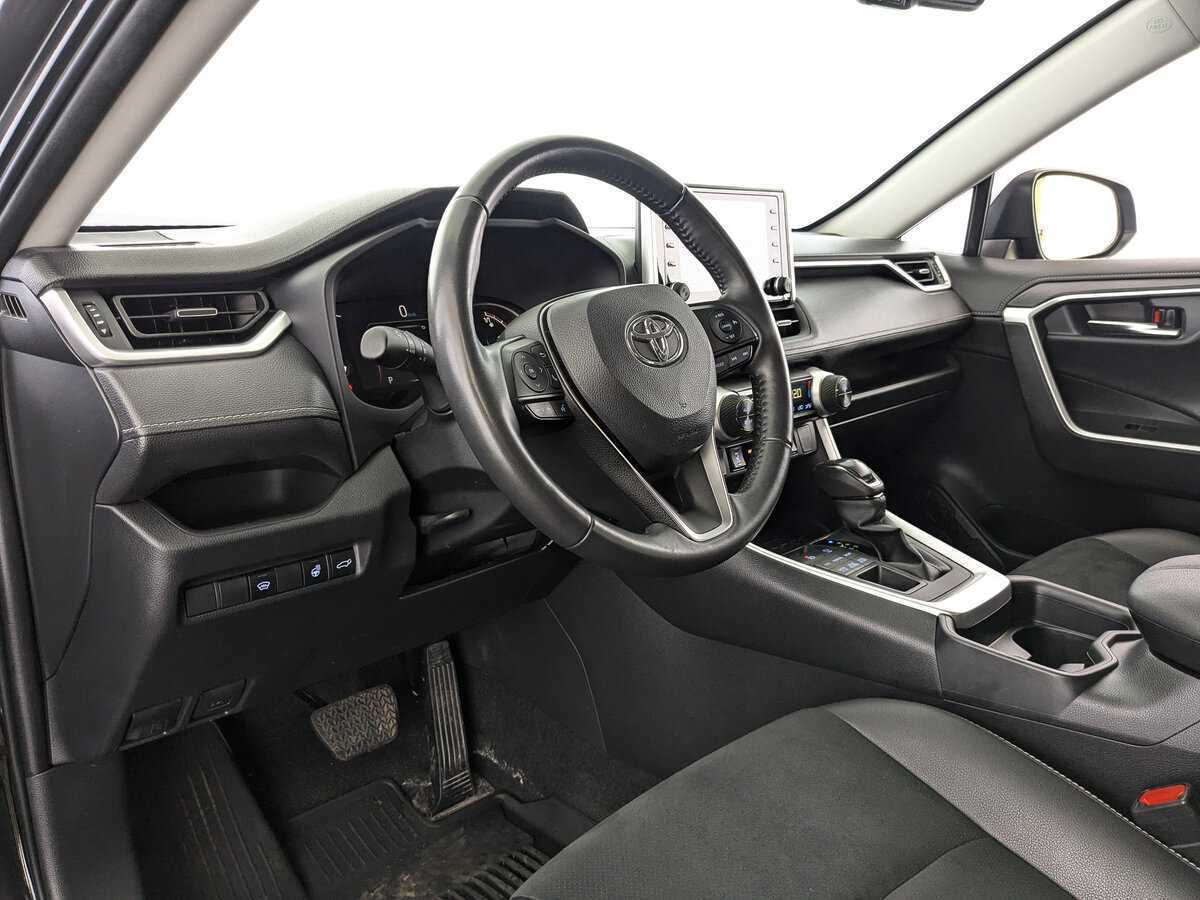 Купить Toyota RAV4 с пробегом. Фото: #10