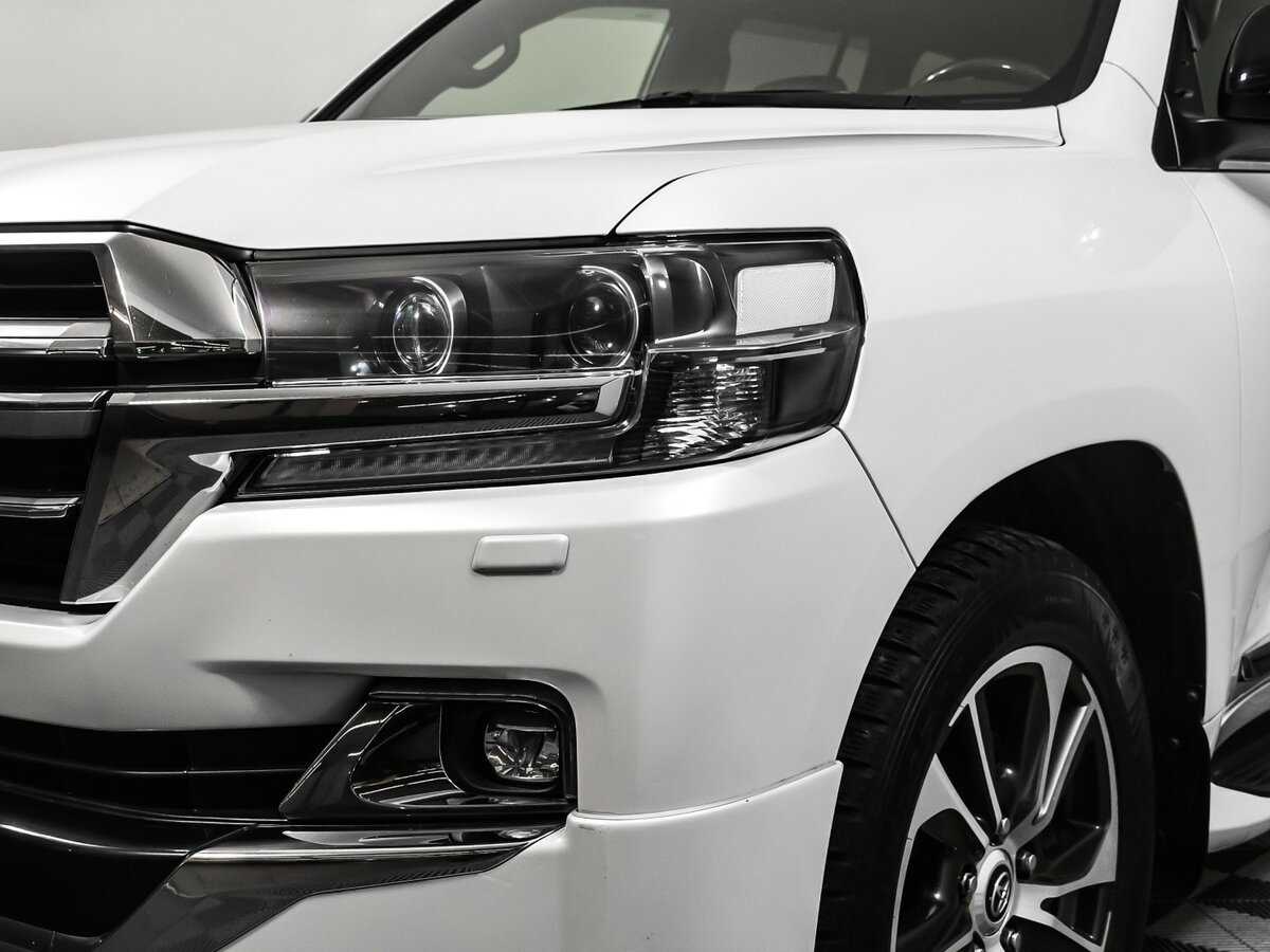 Купить Toyota Land Cruiser с пробегом. Фото: #13