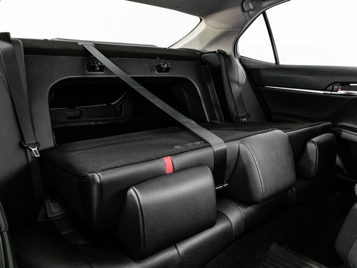 Купить Toyota Camry с пробегом. Фото: #26
