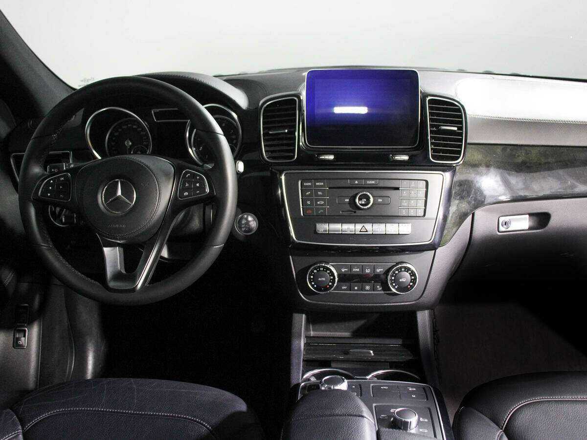 Купить Mercedes-Benz GLS с пробегом. Фото: #11
