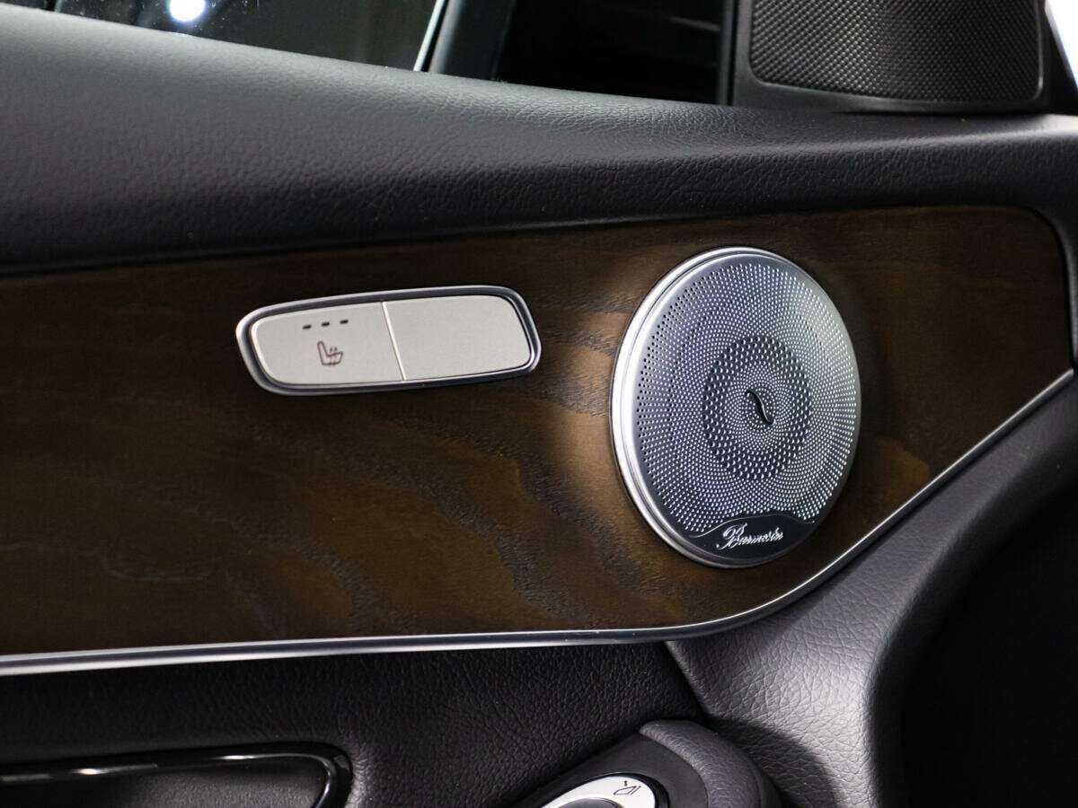Купить Mercedes-Benz GLC с пробегом. Фото: #14