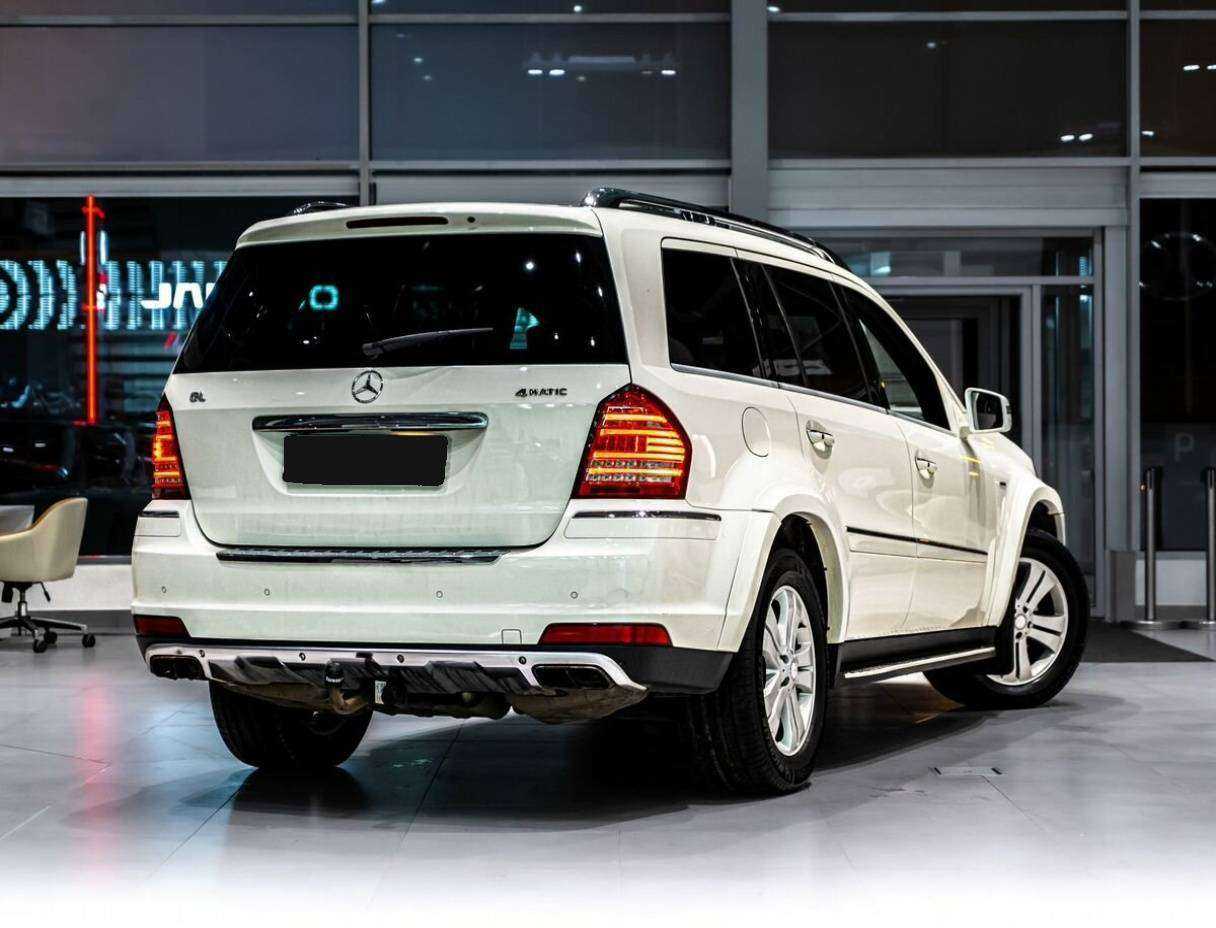 Купить Mercedes-Benz GL-Класс с пробегом. Фото: #2