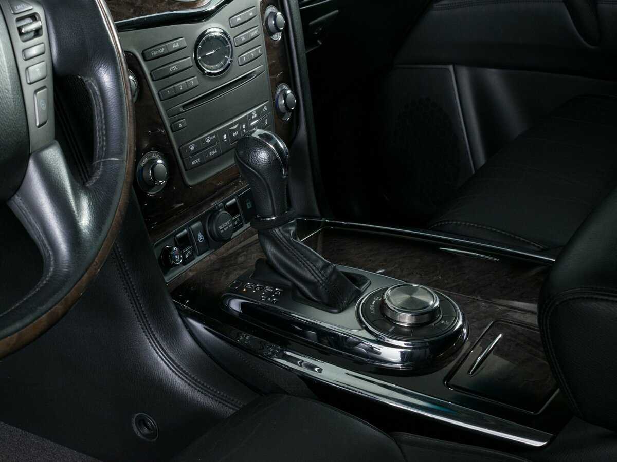 Купить Infiniti QX80 с пробегом. Фото: #20