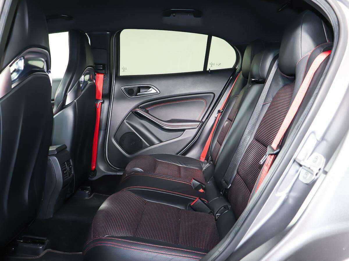Купить Mercedes-Benz GLA AMG с пробегом. Фото: #9