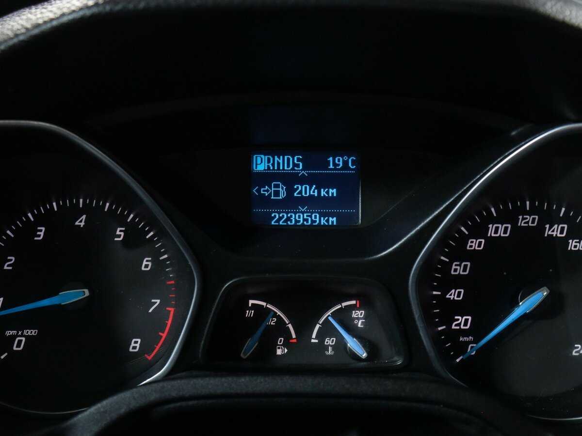Купить Ford Focus с пробегом. Фото: #9