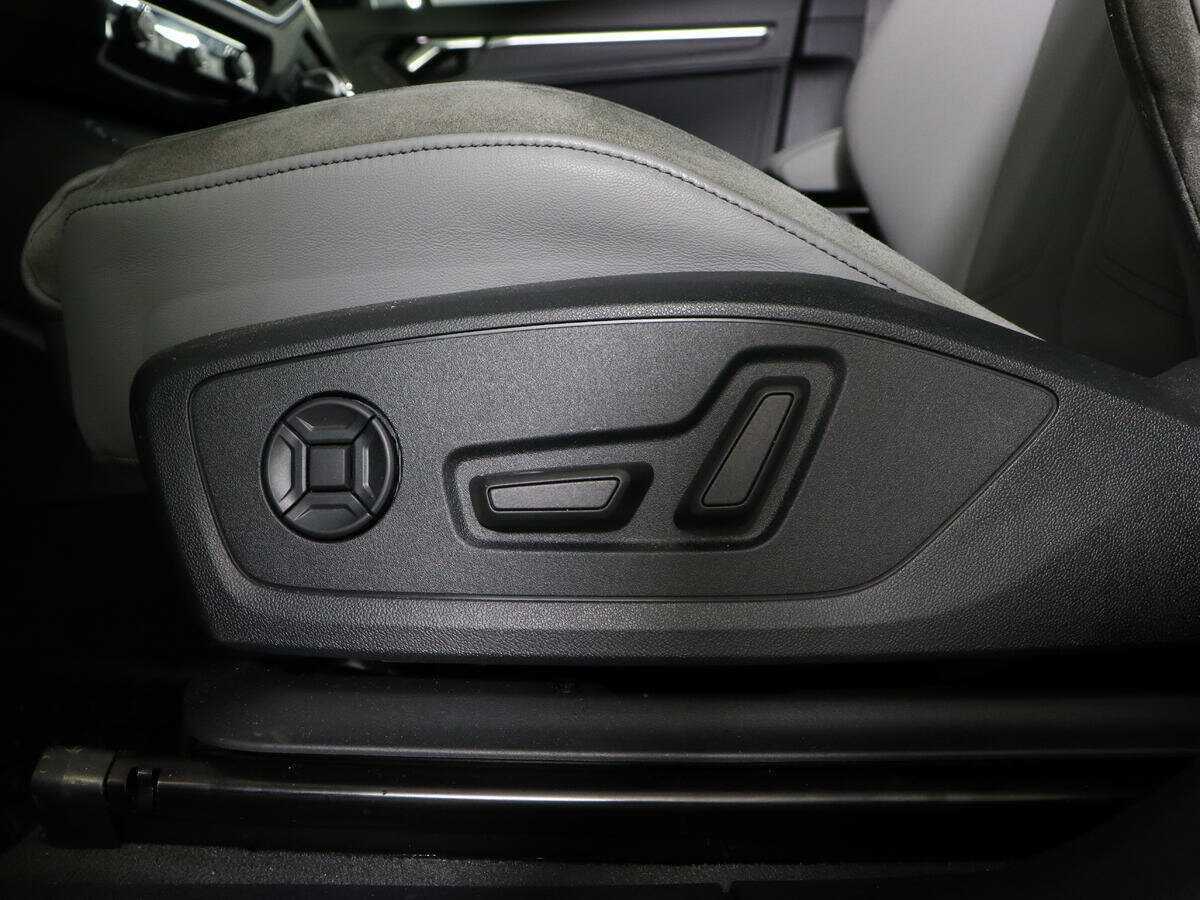 Купить Audi Q3 с пробегом. Фото: #17