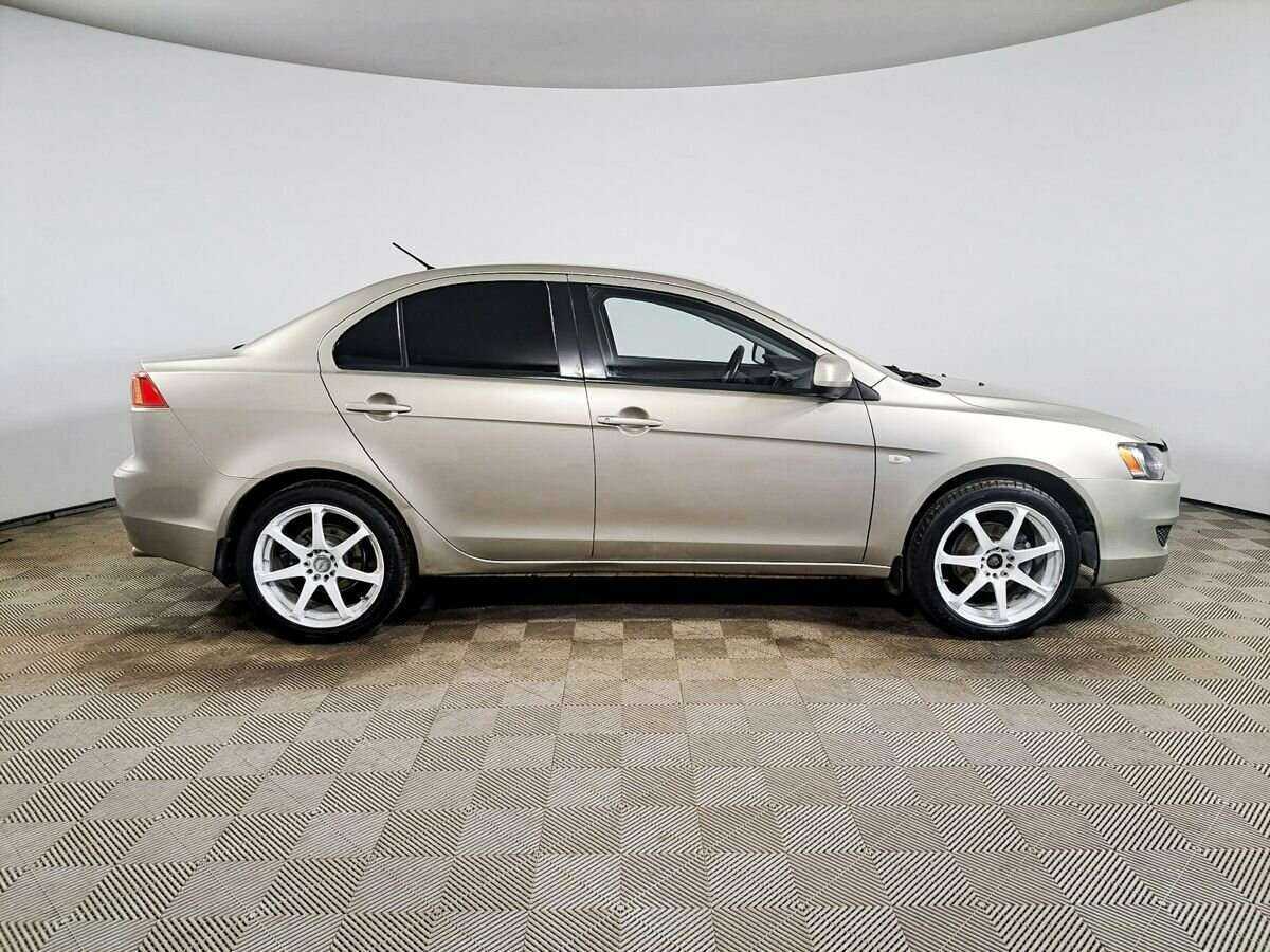 Купить Mitsubishi Lancer с пробегом. Фото: #3