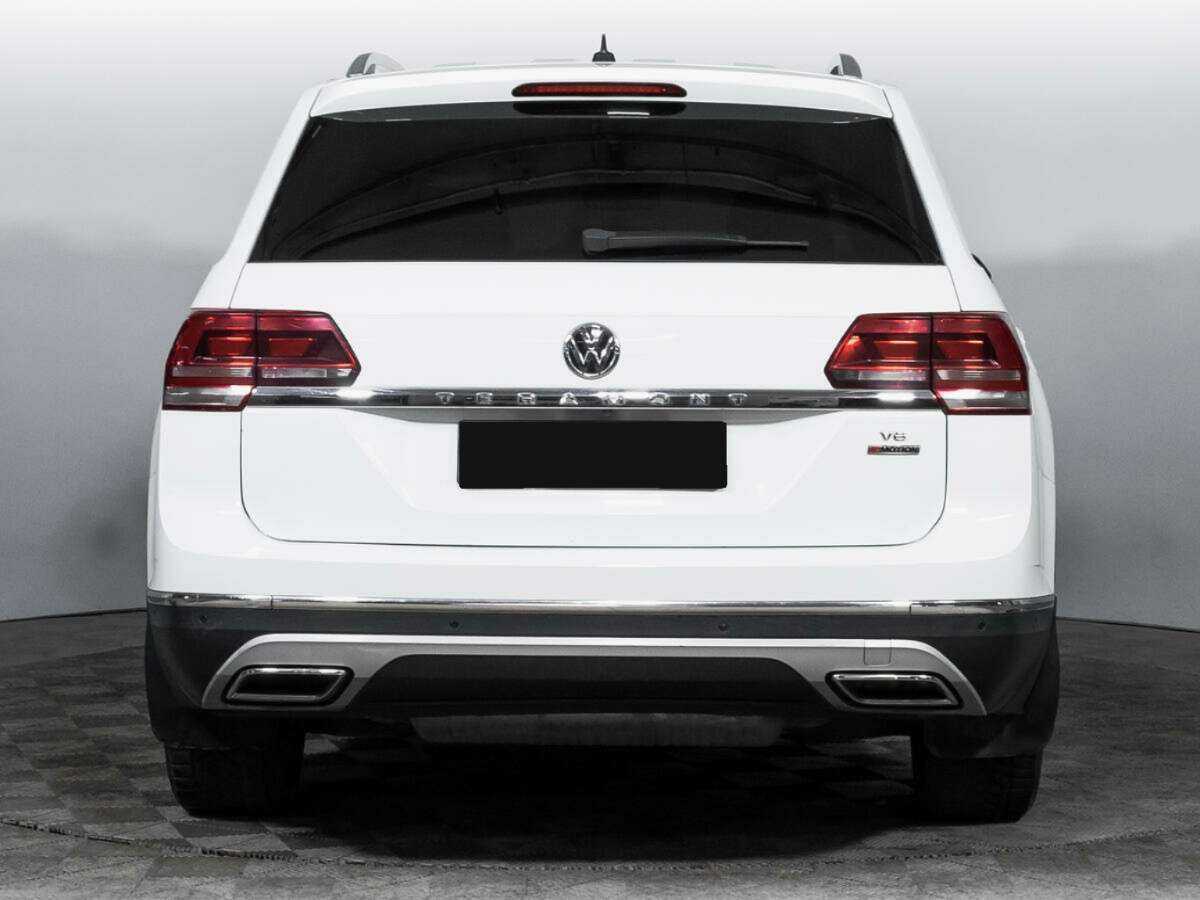 Купить Volkswagen Teramont с пробегом. Фото: #4