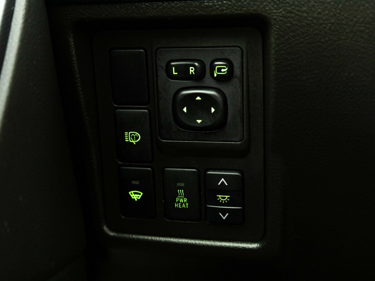 Купить Toyota Land Cruiser Prado с пробегом. Фото: #15