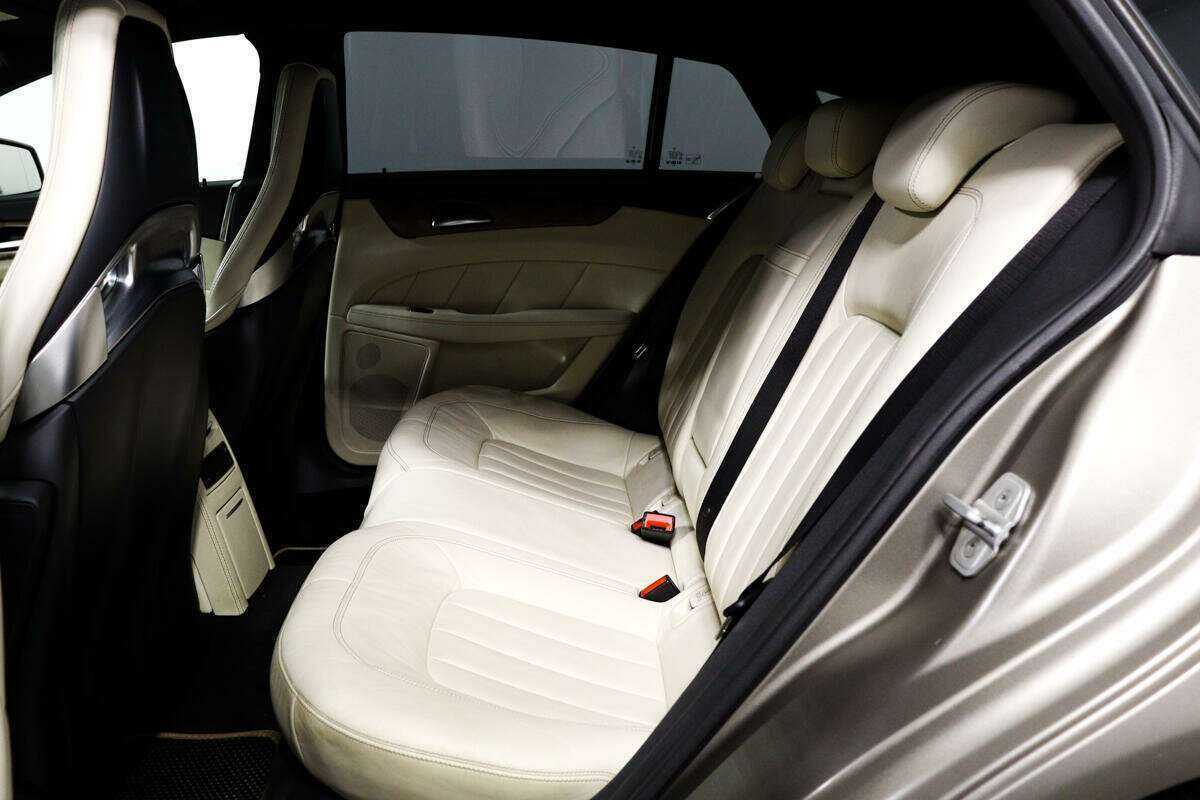 Купить Mercedes-Benz CLS с пробегом. Фото: #11