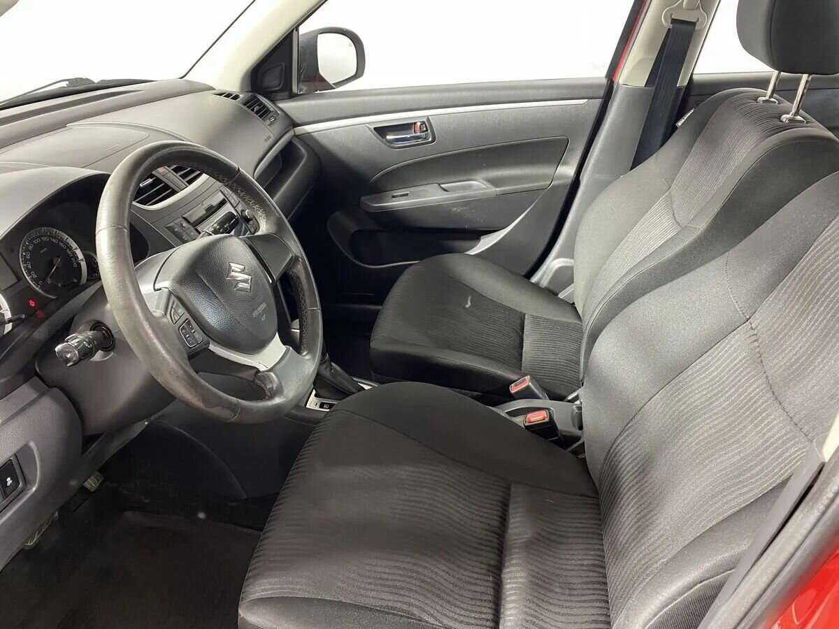 Купить Suzuki Swift с пробегом. Фото: #6