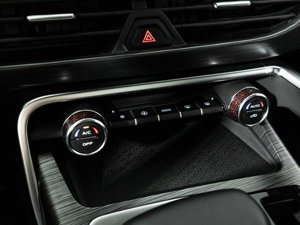 Купить Geely Tugella с пробегом. Фото: #25