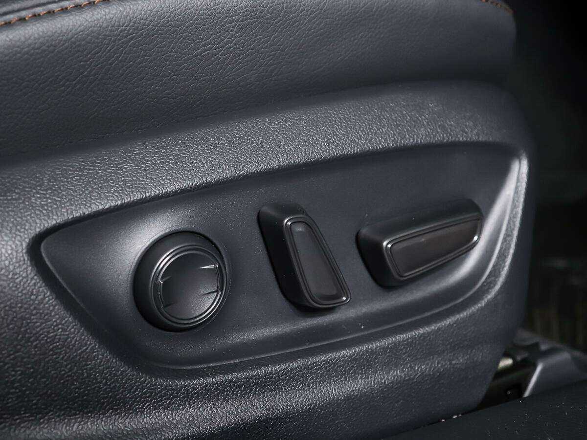 Купить Toyota Camry с пробегом. Фото: #12