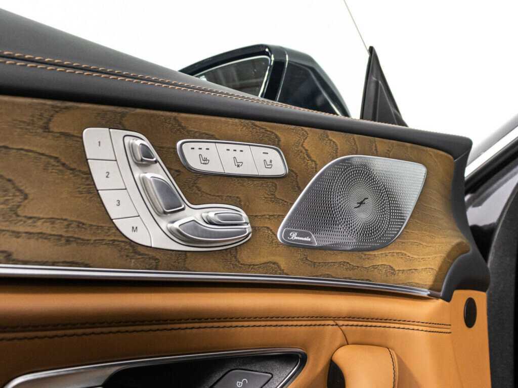Купить Mercedes-Benz AMG GT с пробегом. Фото: #18