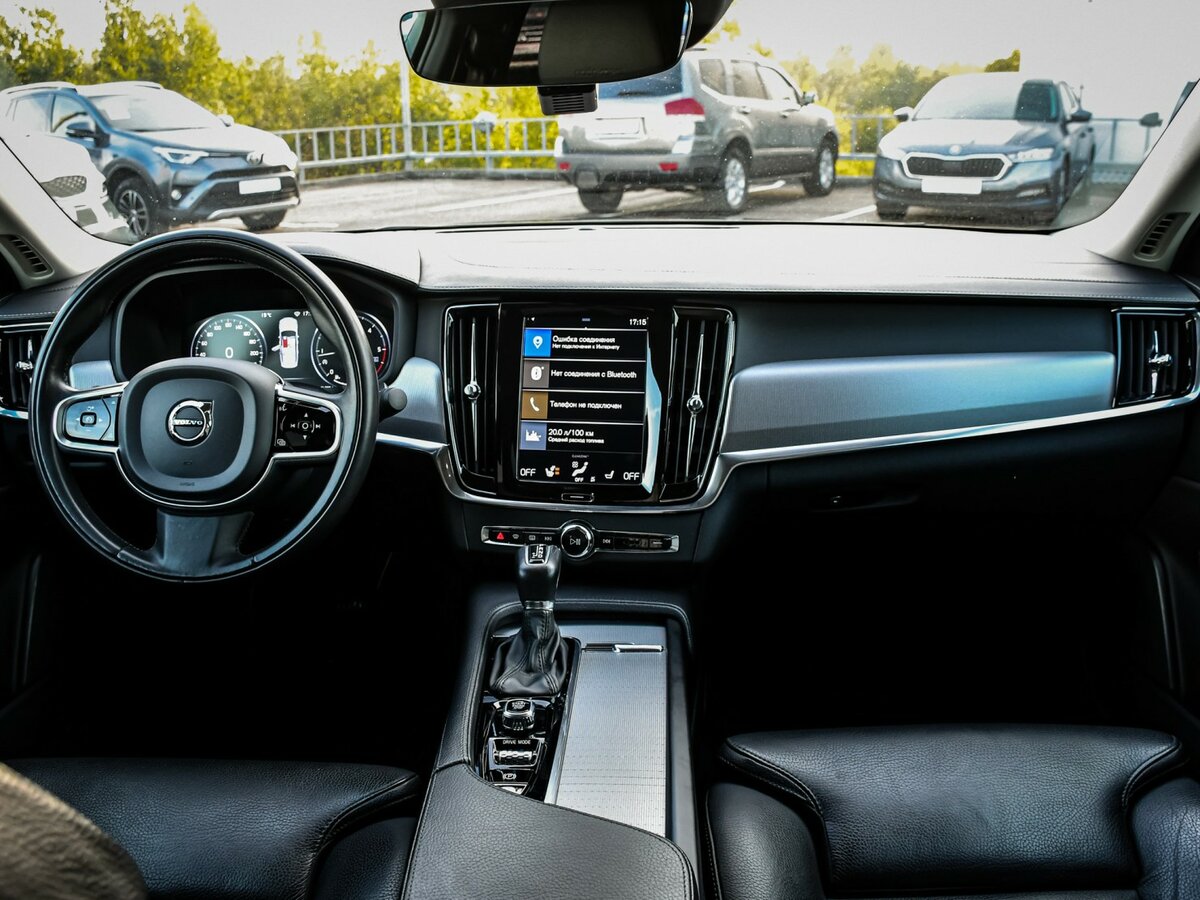 Купить Volvo S90 с пробегом. Фото: #10