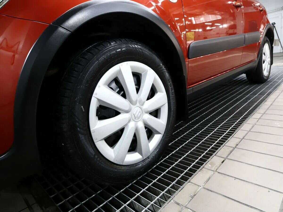 Купить Suzuki SX4 с пробегом. Фото: #13