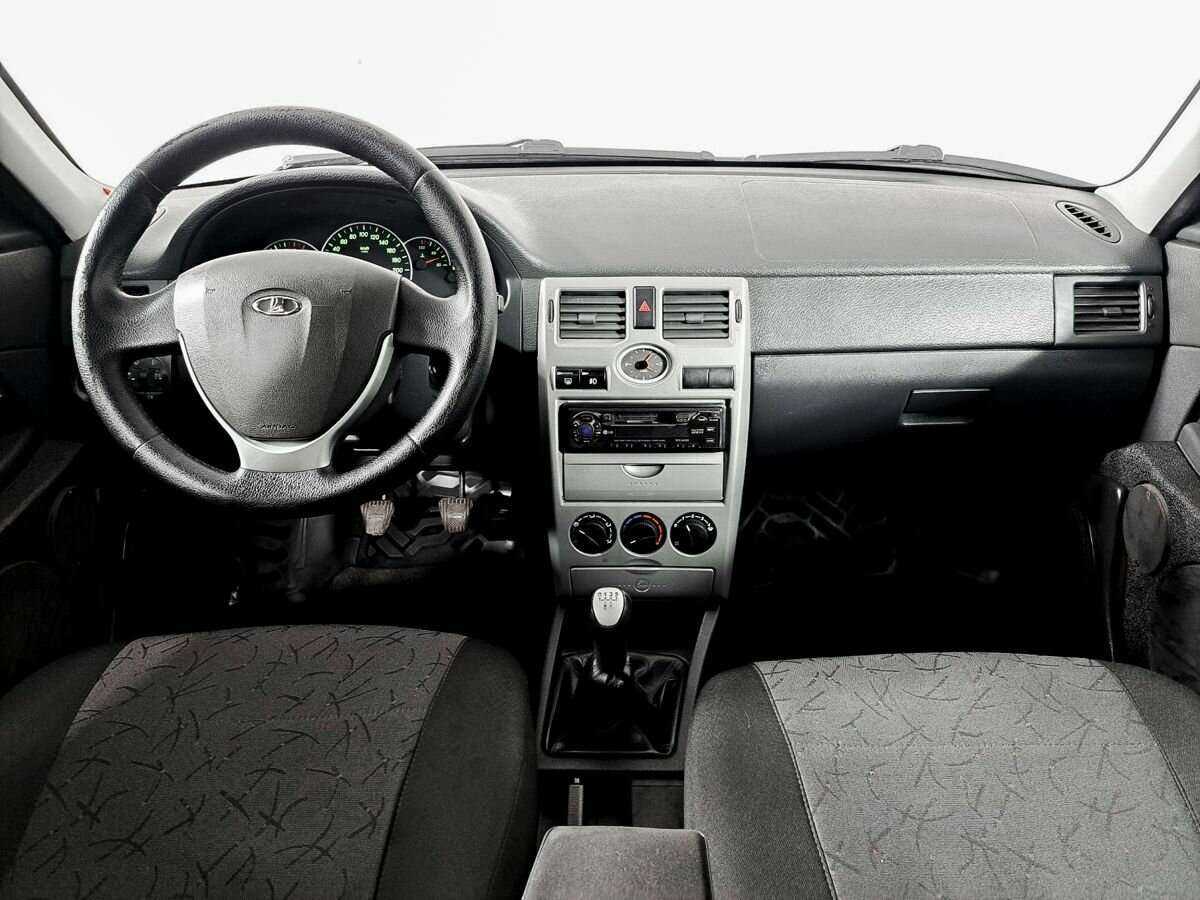 Купить Lada (ВАЗ) Priora с пробегом. Фото: #11