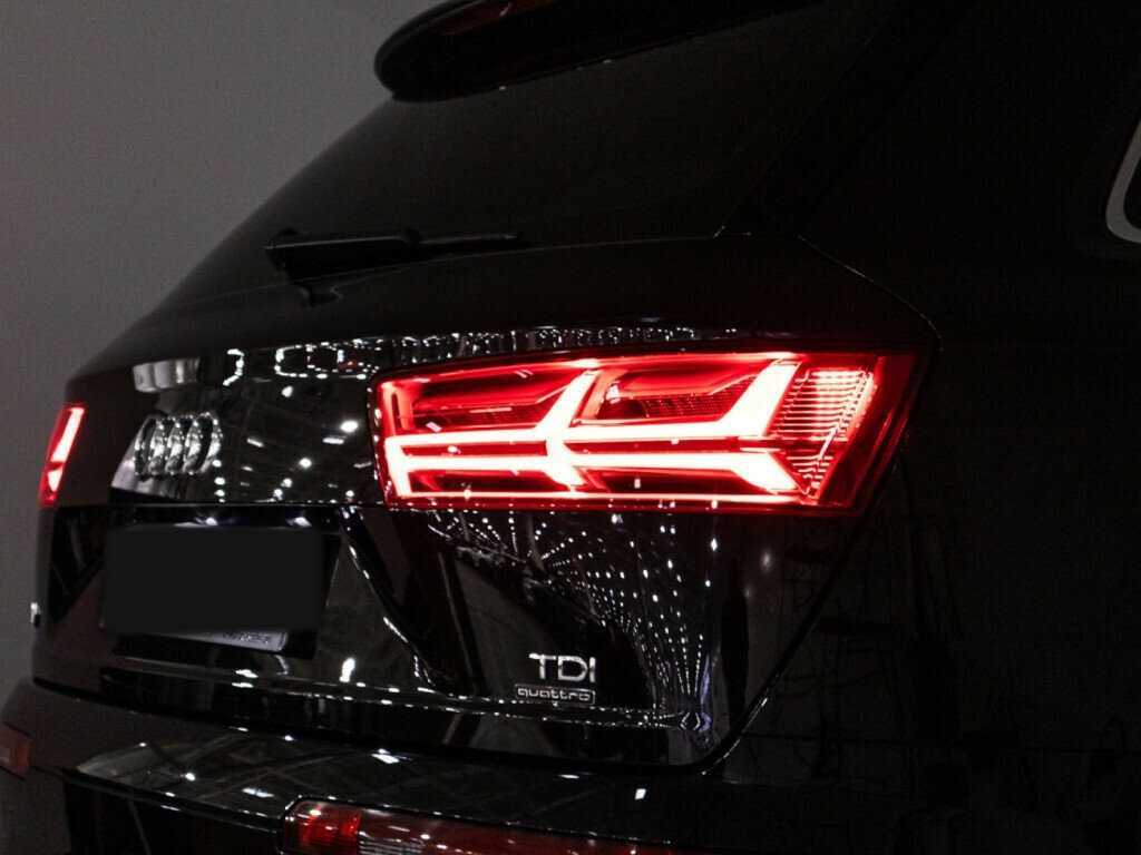 Купить Audi Q7 с пробегом. Фото: #24