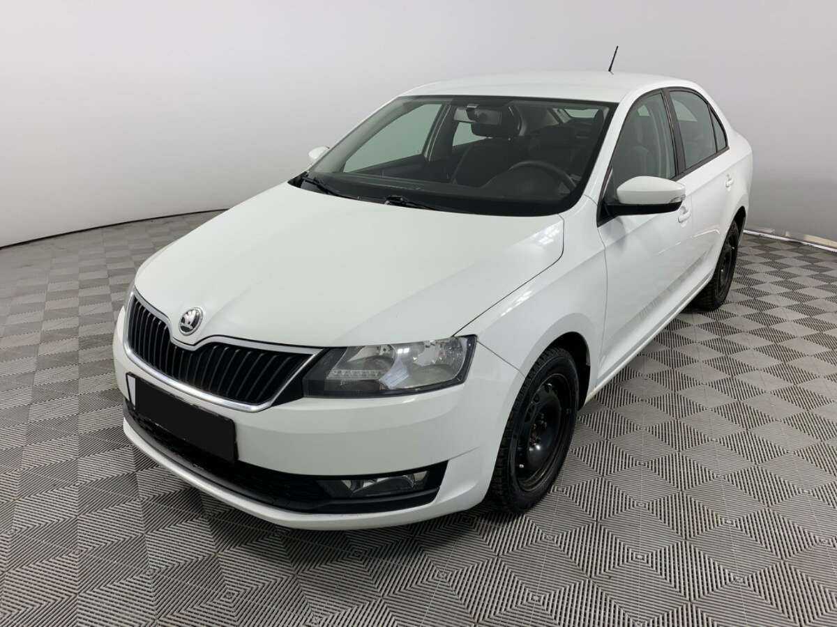 Купить Skoda Rapid с пробегом. Посмотреть фото