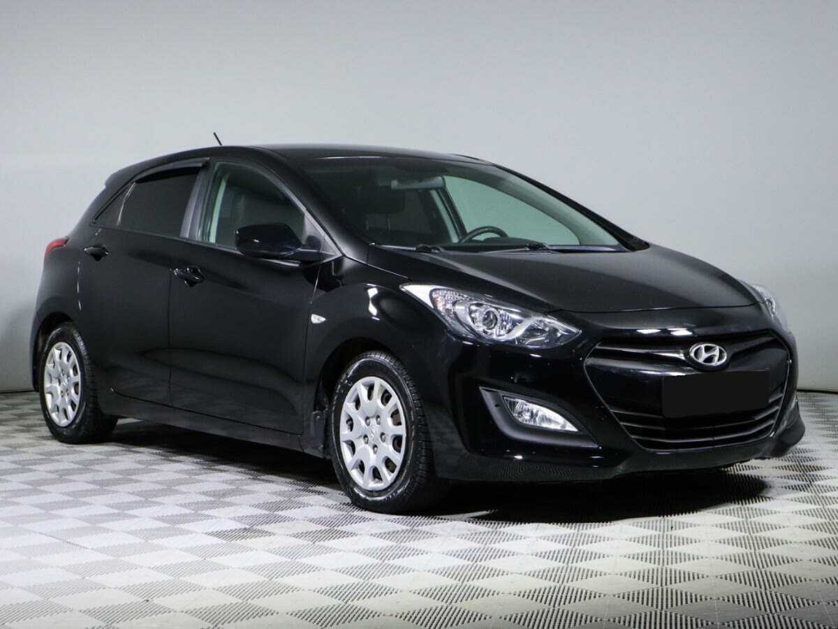 Купить Hyundai i30 с пробегом. Фото: #2