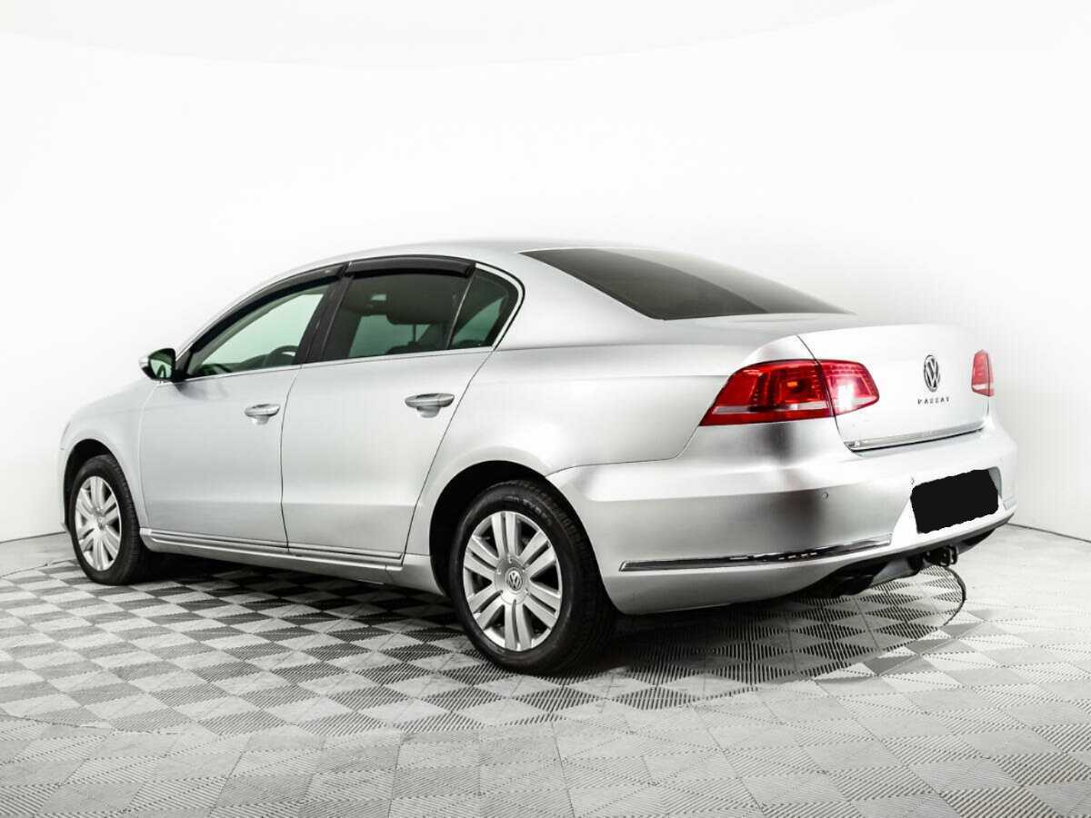 Купить Volkswagen Passat с пробегом. Фото: #6