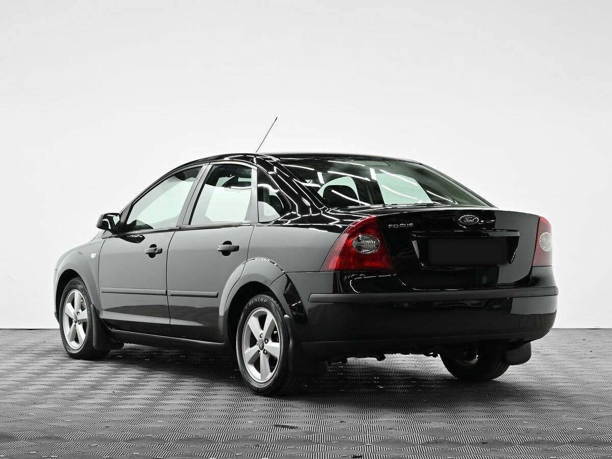 Купить Ford Focus с пробегом. Фото: #2
