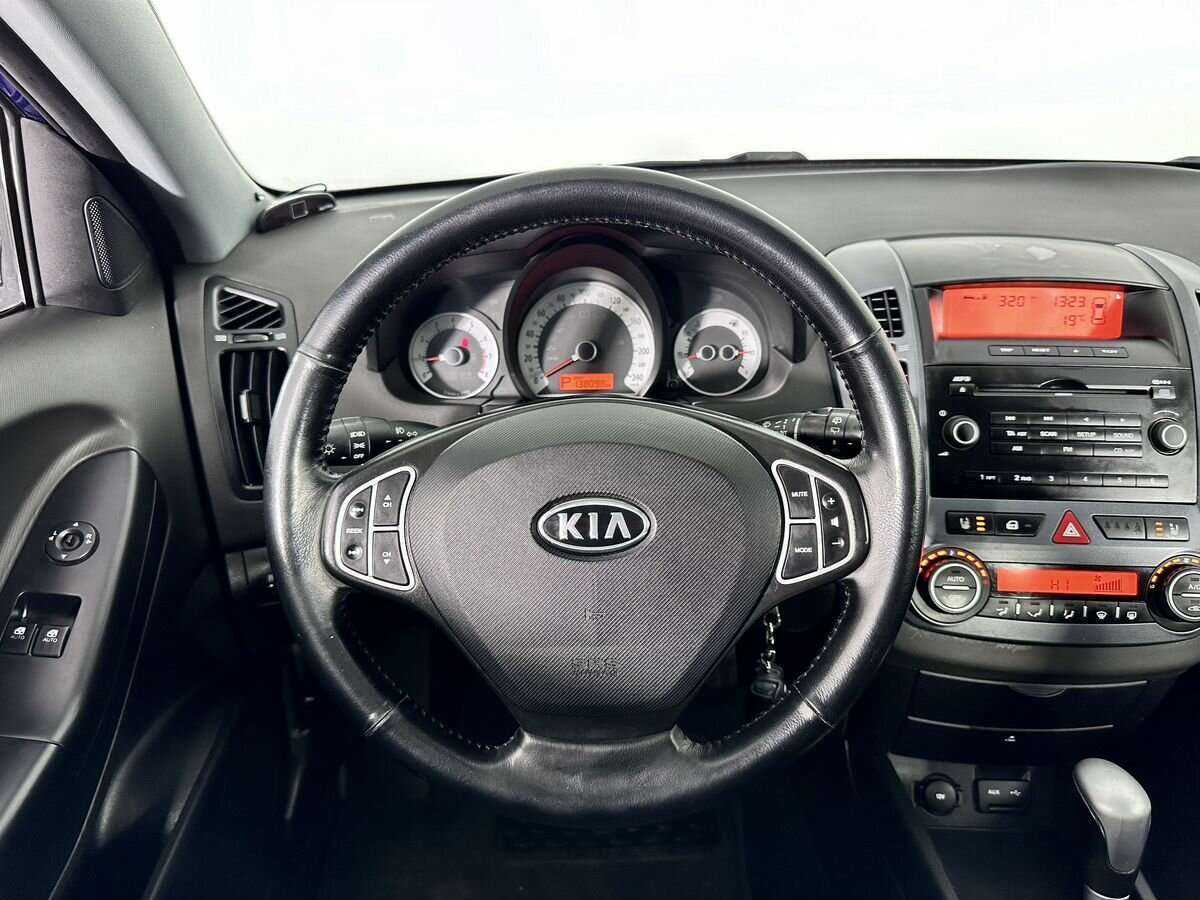 Купить Kia Ceed с пробегом. Фото: #10