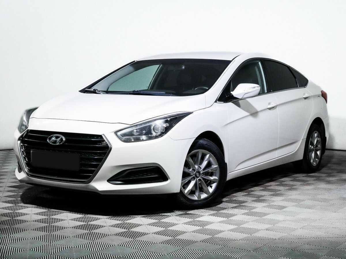 Купить Hyundai i40 с пробегом. Посмотреть фото
