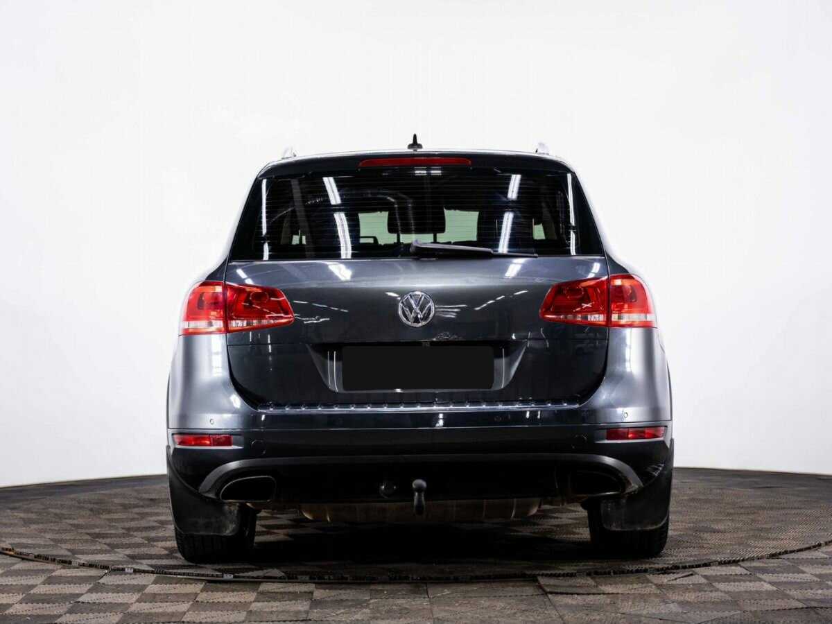 Купить Volkswagen Touareg с пробегом. Фото: #4