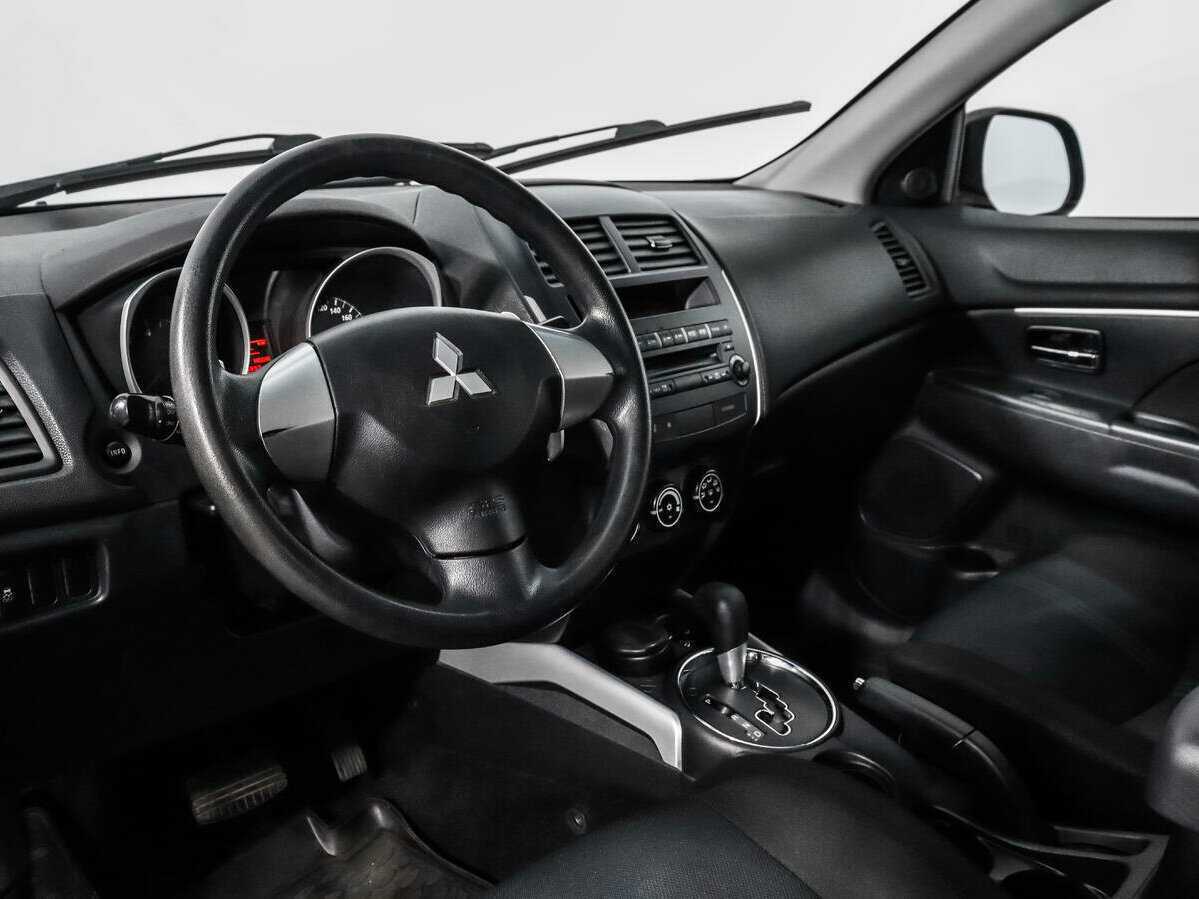 Купить Mitsubishi ASX с пробегом. Фото: #8
