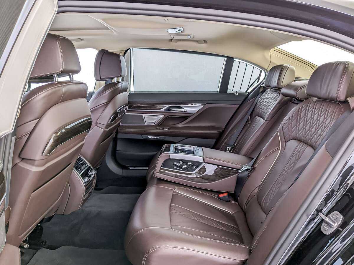 Купить BMW 7 серии с пробегом. Фото: #8