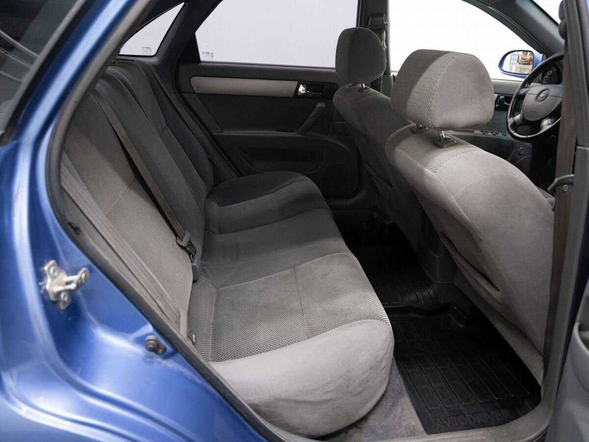 Купить Chevrolet Lacetti с пробегом. Фото: #9