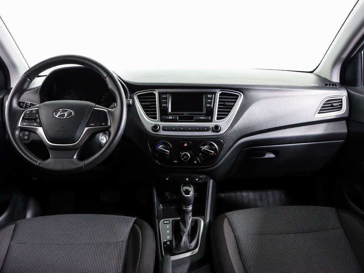Купить Hyundai Solaris с пробегом. Фото: #7