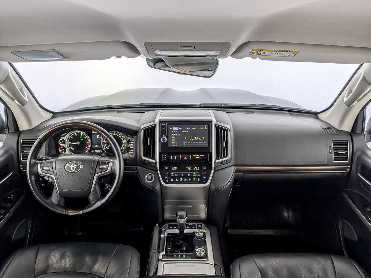 Купить Toyota Land Cruiser с пробегом. Фото: #13