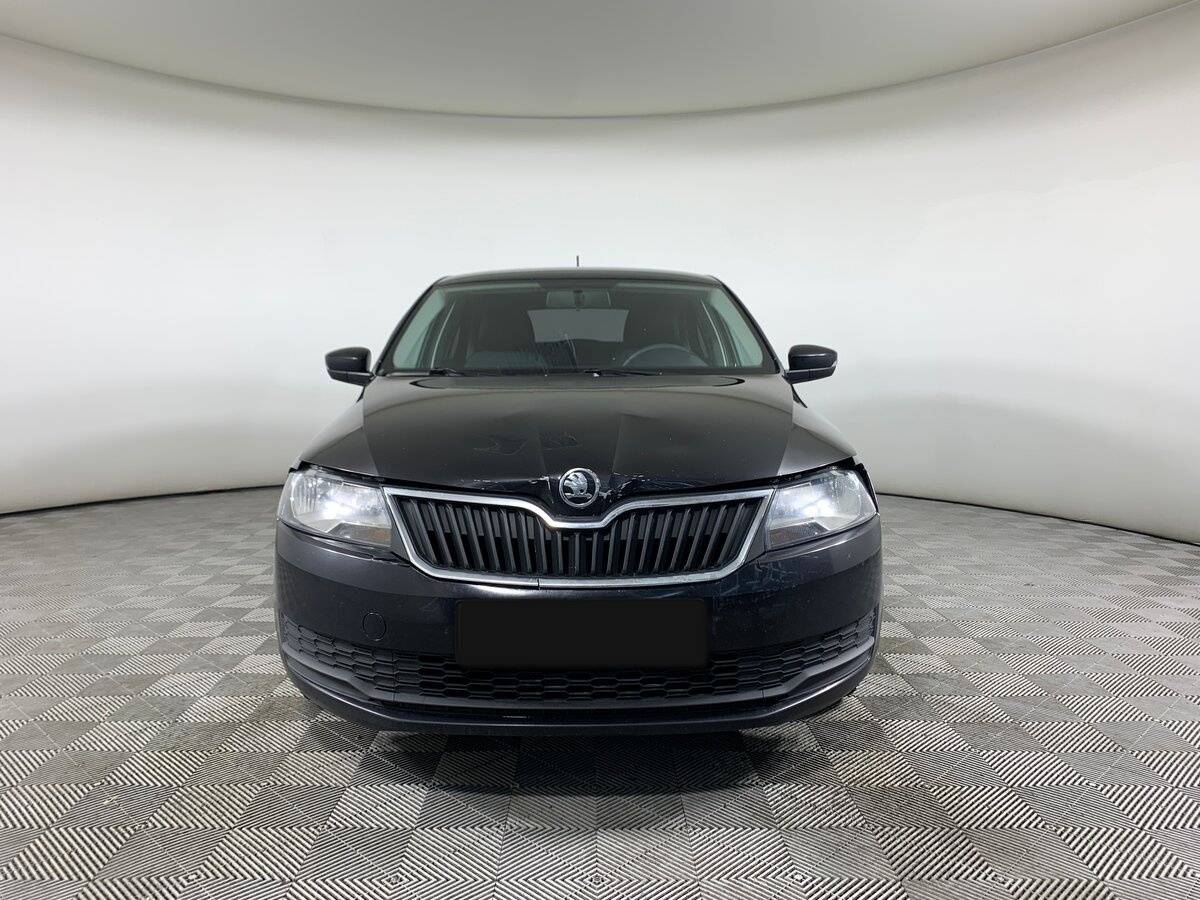 Купить Skoda Rapid с пробегом. Фото: #1